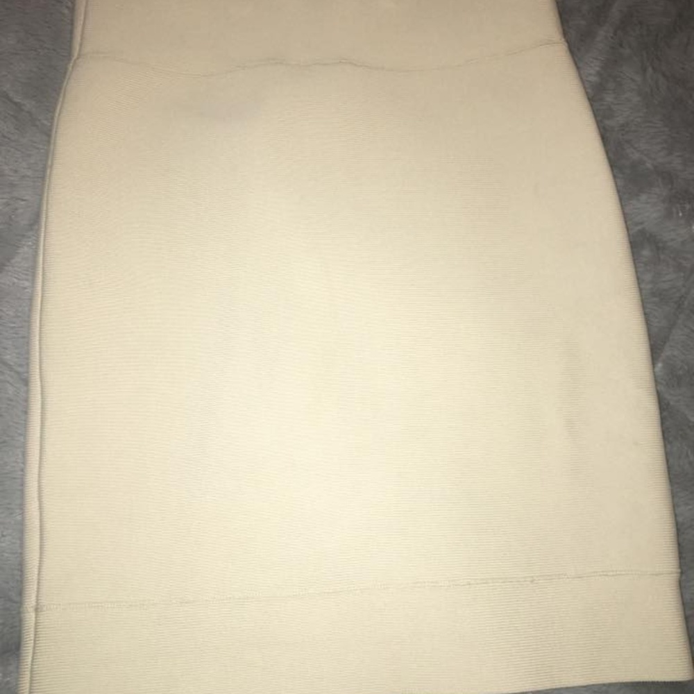 BCBGMAXAZRIA Bandage Miniskirt NWT